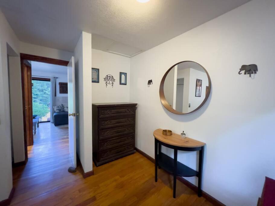 Apartmán Little House In The Redwoods With A Hot Tub! Garberville Exteriér fotografie